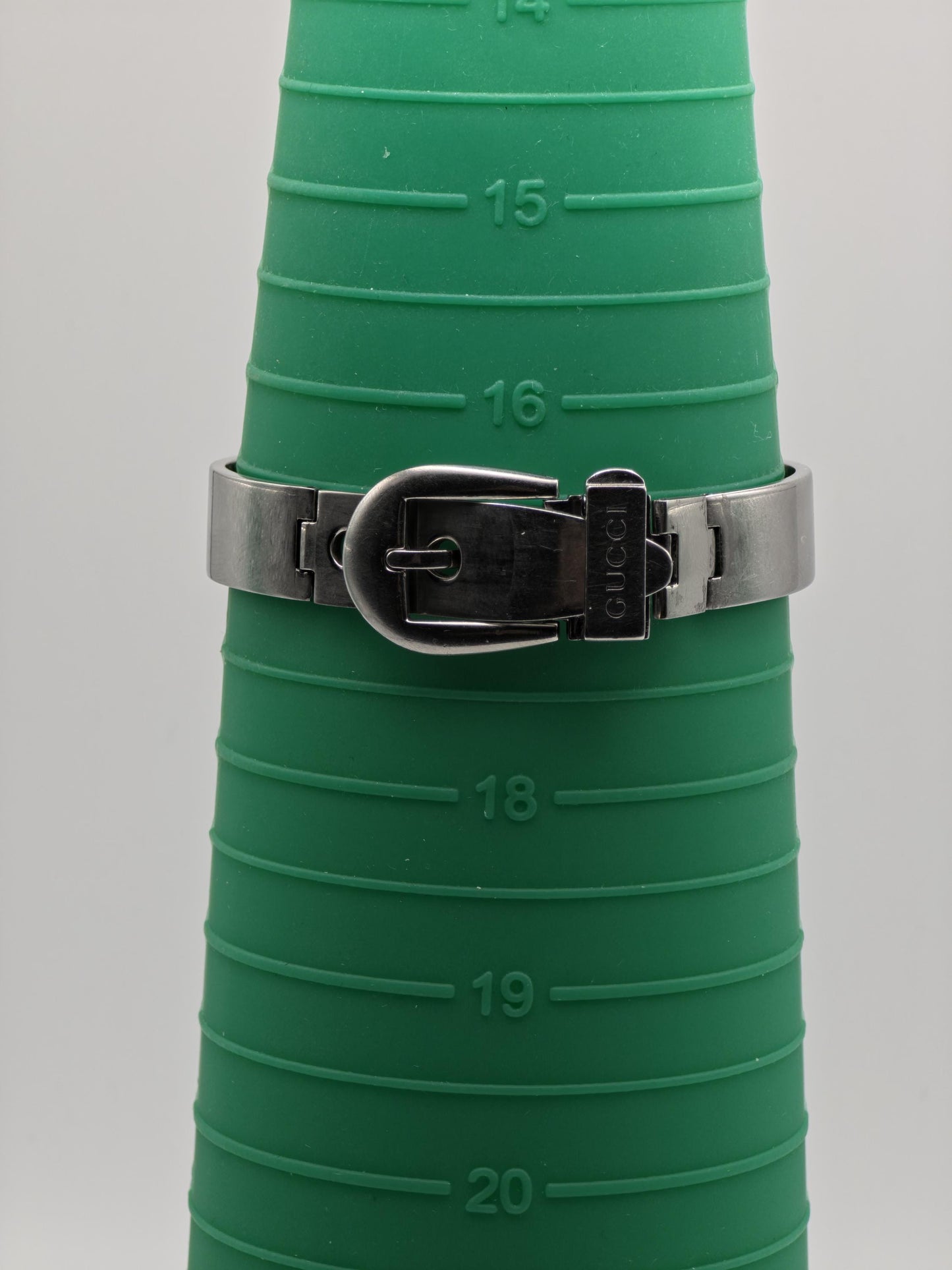 Gucci 6700L Vintage Swiss Women Watch | Box & Warranty - 173
