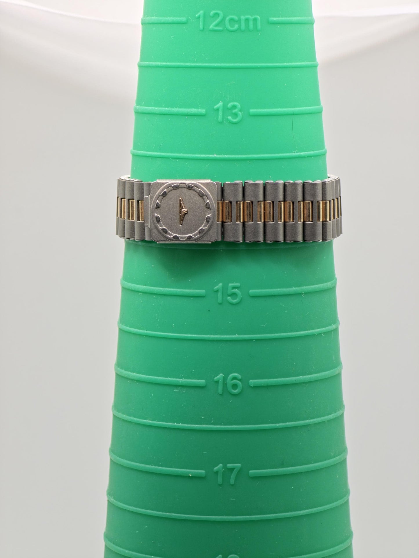 Longines Conquest Titanium Quartz Vintage Watch Women | - 152