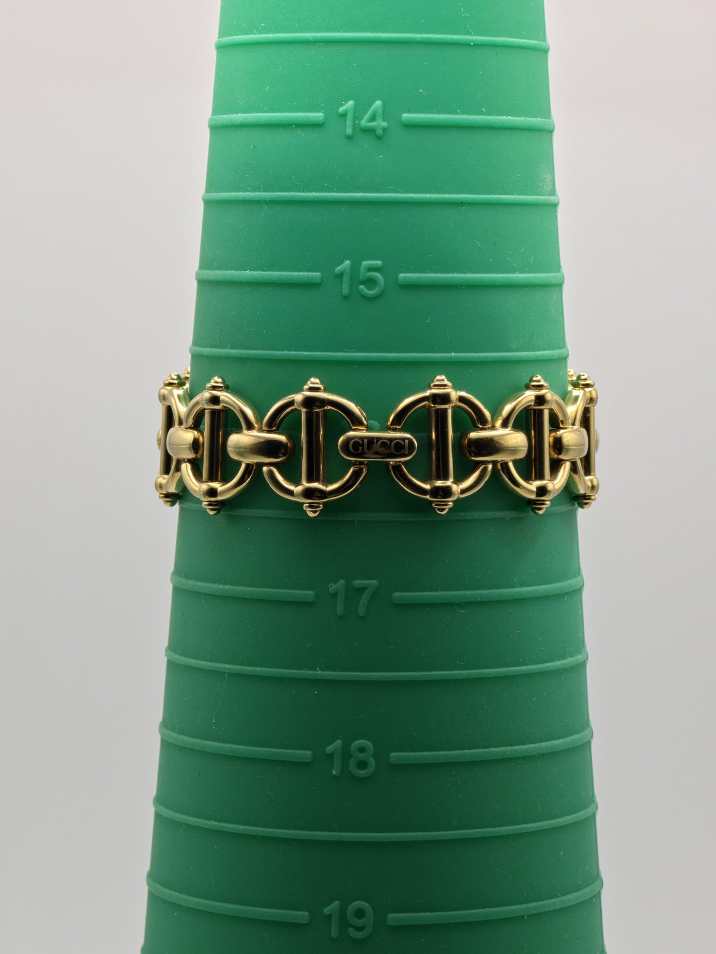 Gucci 6400L Gold Tone Vintage Watch Women Mother of Pearl Dial with Box - 214