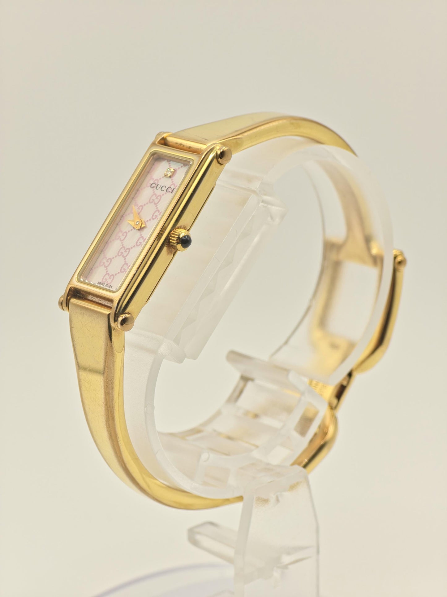 Gucci 1500L Watch Women Pink GG Dial Gold Tone Bracelet Vintage - 228