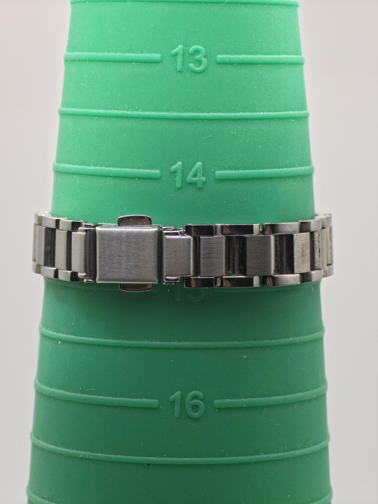 Vintage Citizen XC Women's Quartz Two-Tone Pink Dial Stainless Steel Watch - 382
