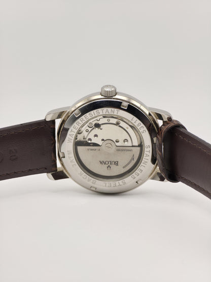 Bulova Automatic Men’s Watch – Swiss Made, Classic Silver Dial, 2000s