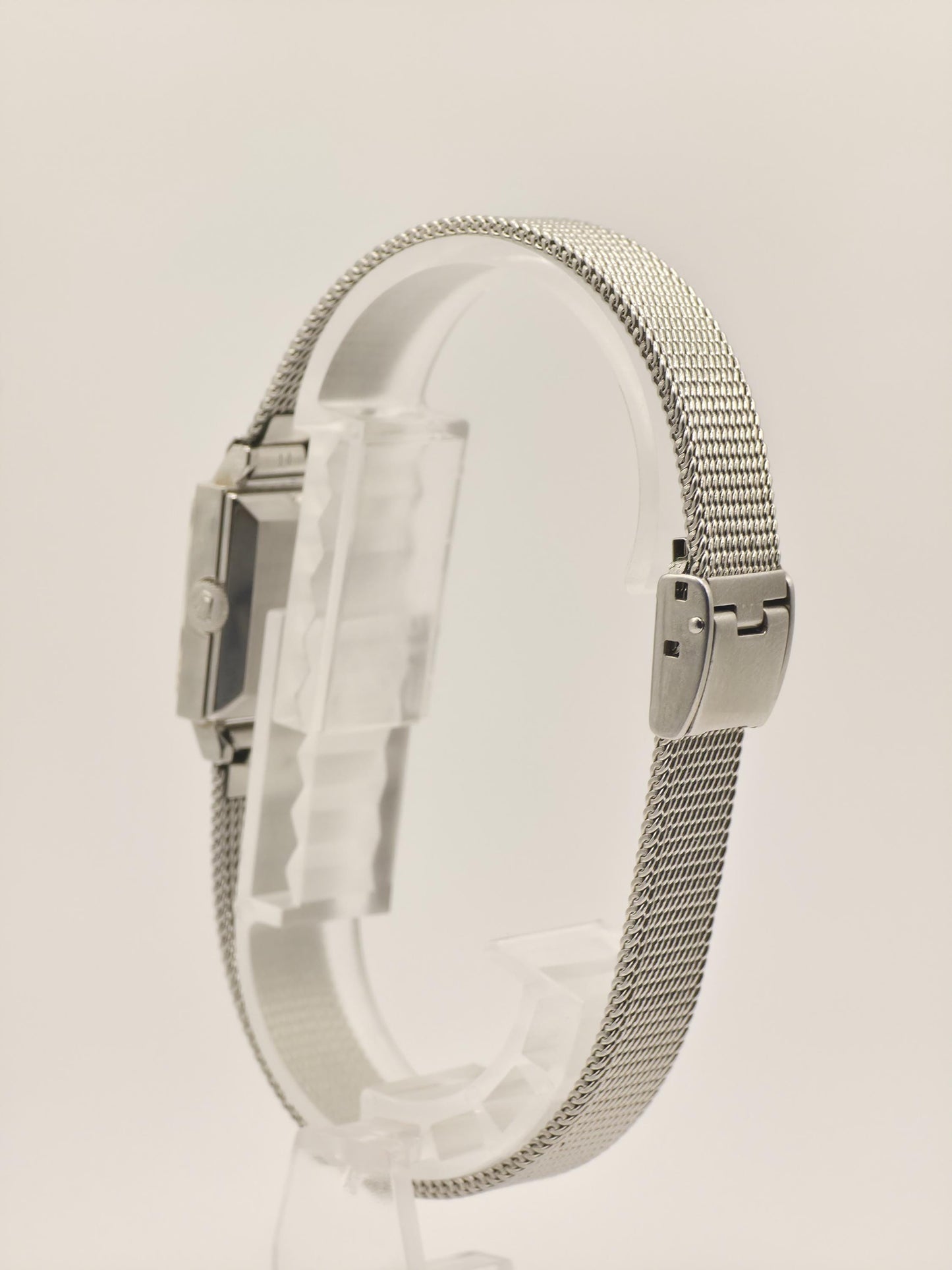 Vintage Rolex Precision Women’s Watch – 1960s Swiss Classic with Mesh Bracelet
