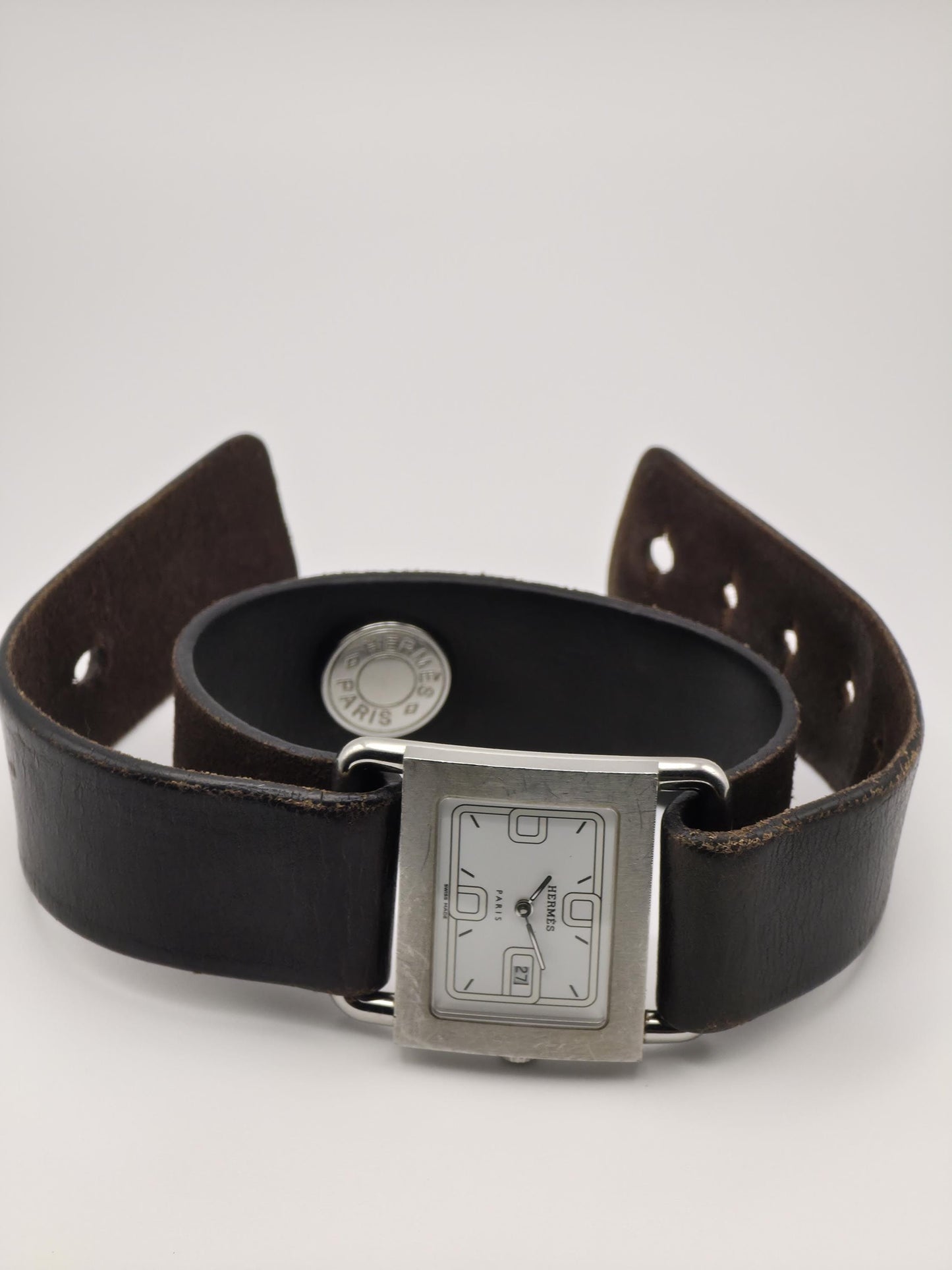 Hermès Paris Carré Quartz Men’s Watch – Swiss Made Minimalist Design