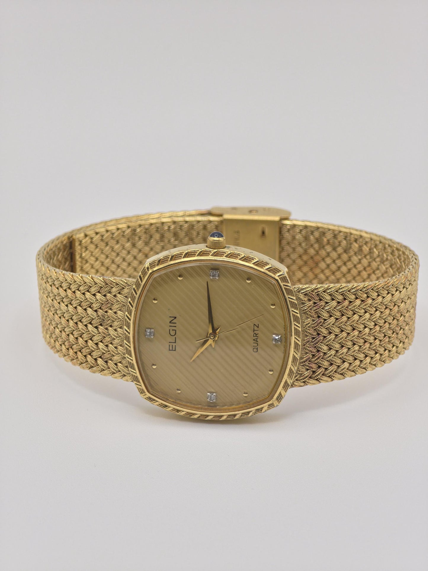 Vintage Elgin Swiss Quartz Gold-Tone Dress Watch – Diamond Index Dial & Textured Mesh Bracelet – 1980s Swiss Made