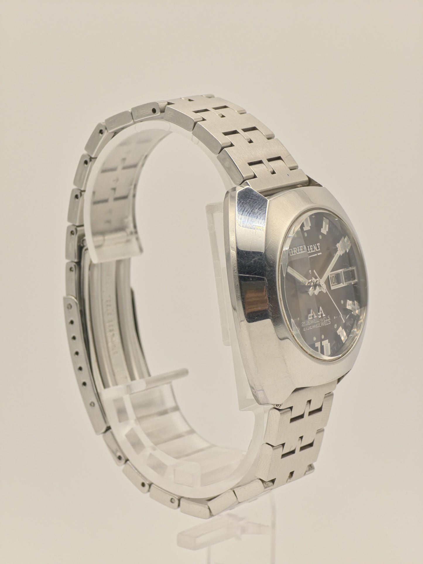 Vintage ORIENT Automatic Watch, Faceted Crystal, 1970s Japanese Made