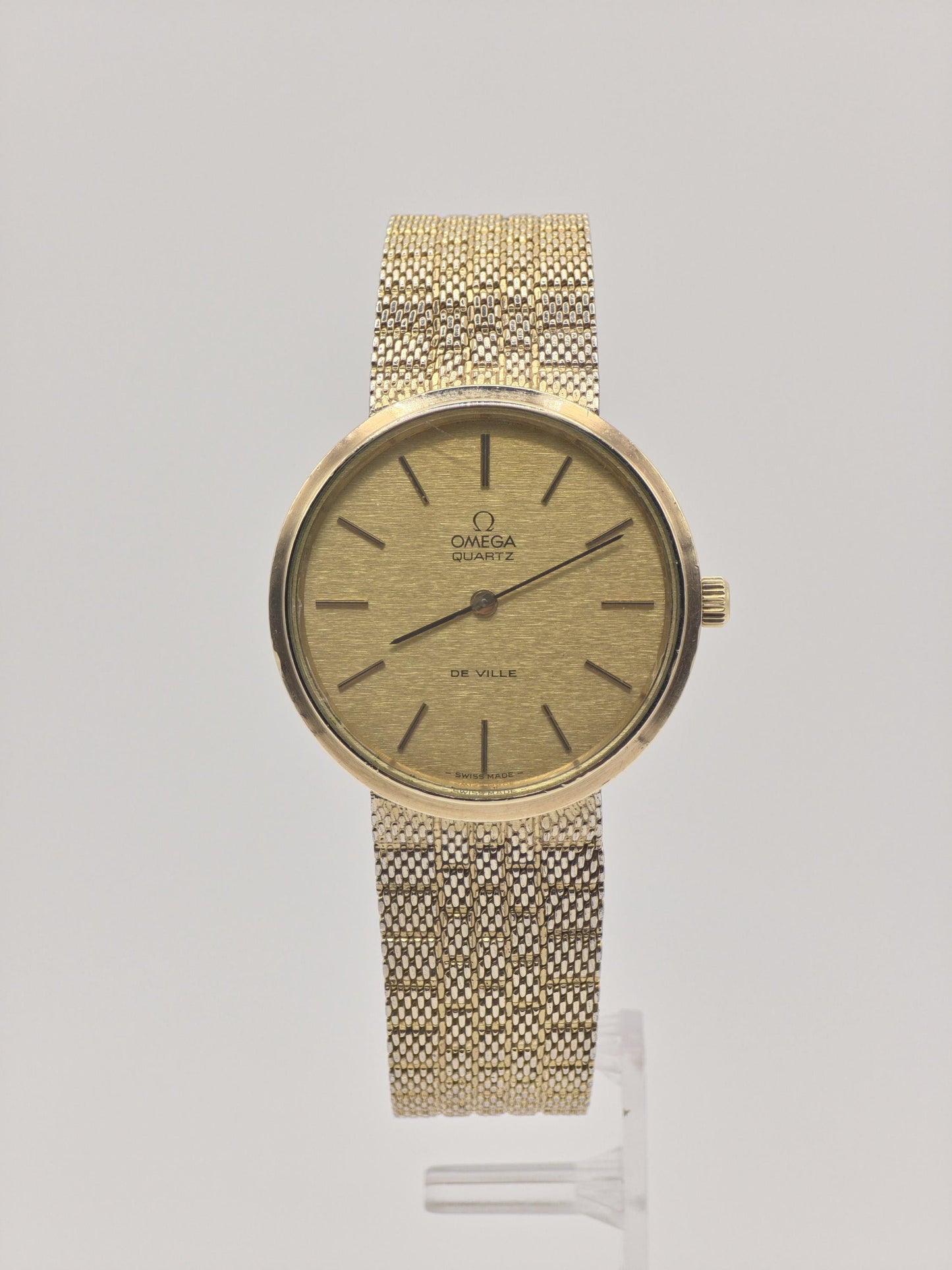 Vintage OMEGA De Ville Watch Gold Tone Quartz Thin Dress Watch Unisex Milanese Mesh Bracelet Minimalist Gift