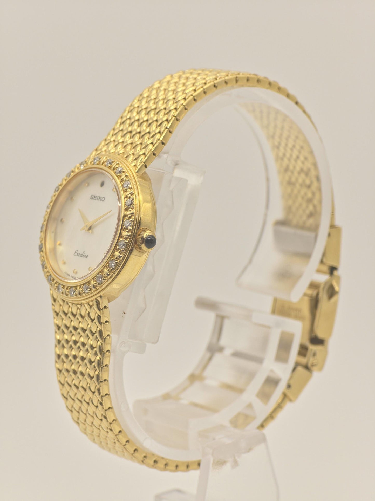 Vintage SEIKO Excelsior Ladies Watch: Gold Tone Diamond, Mother of Pearl