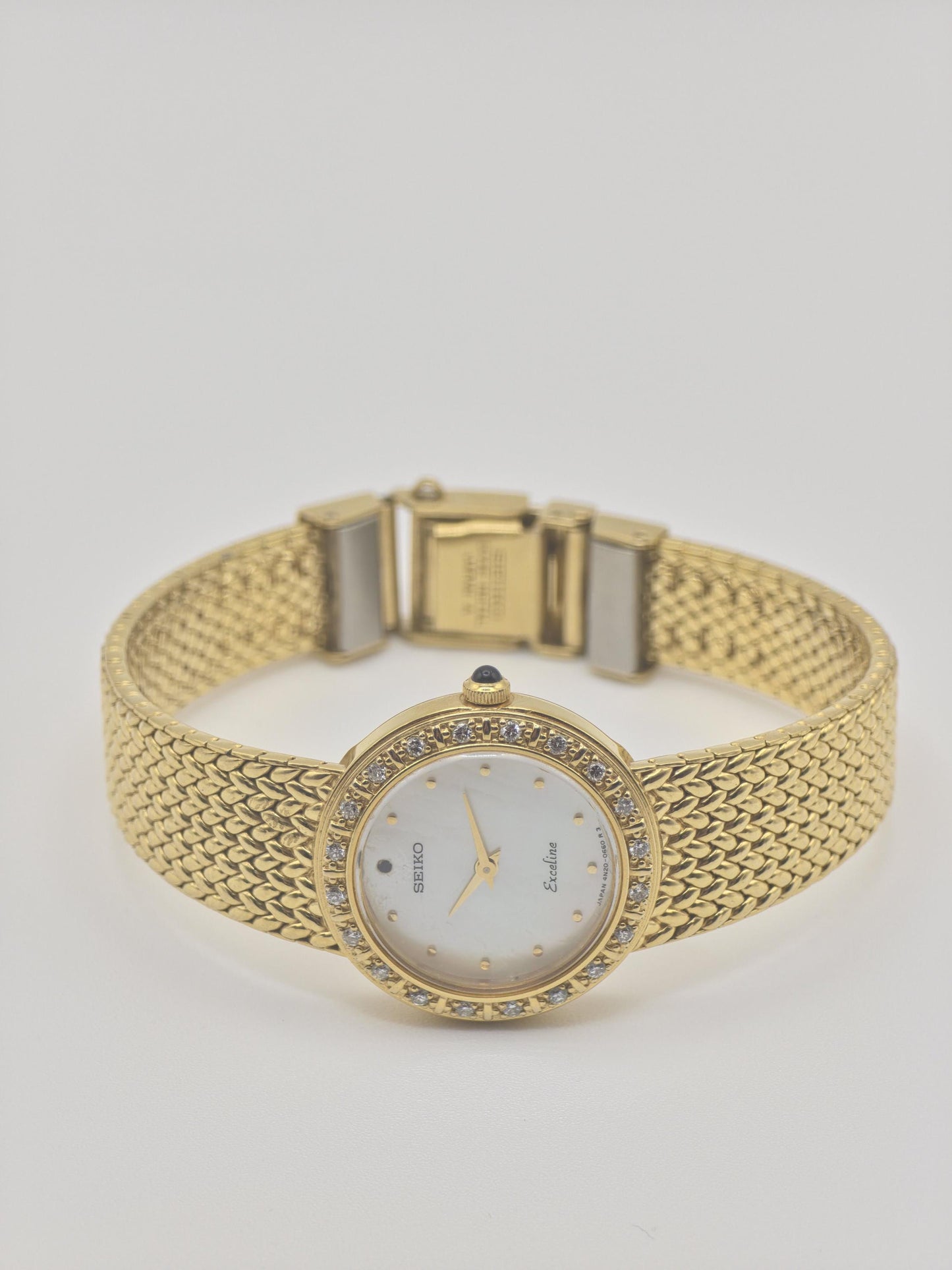Vintage SEIKO Excelsior Ladies Watch: Gold Tone Diamond, Mother of Pearl