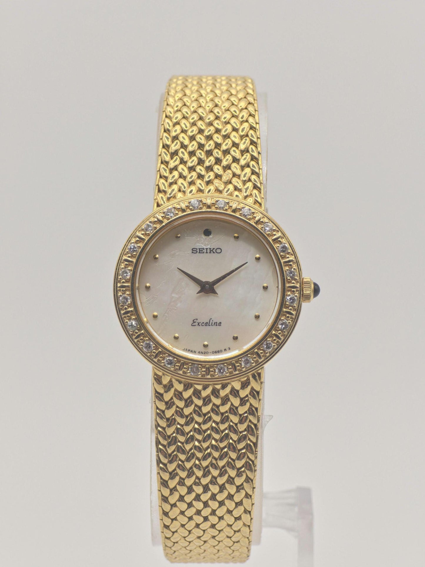 Vintage SEIKO Excelsior Ladies Watch: Gold Tone Diamond, Mother of Pearl