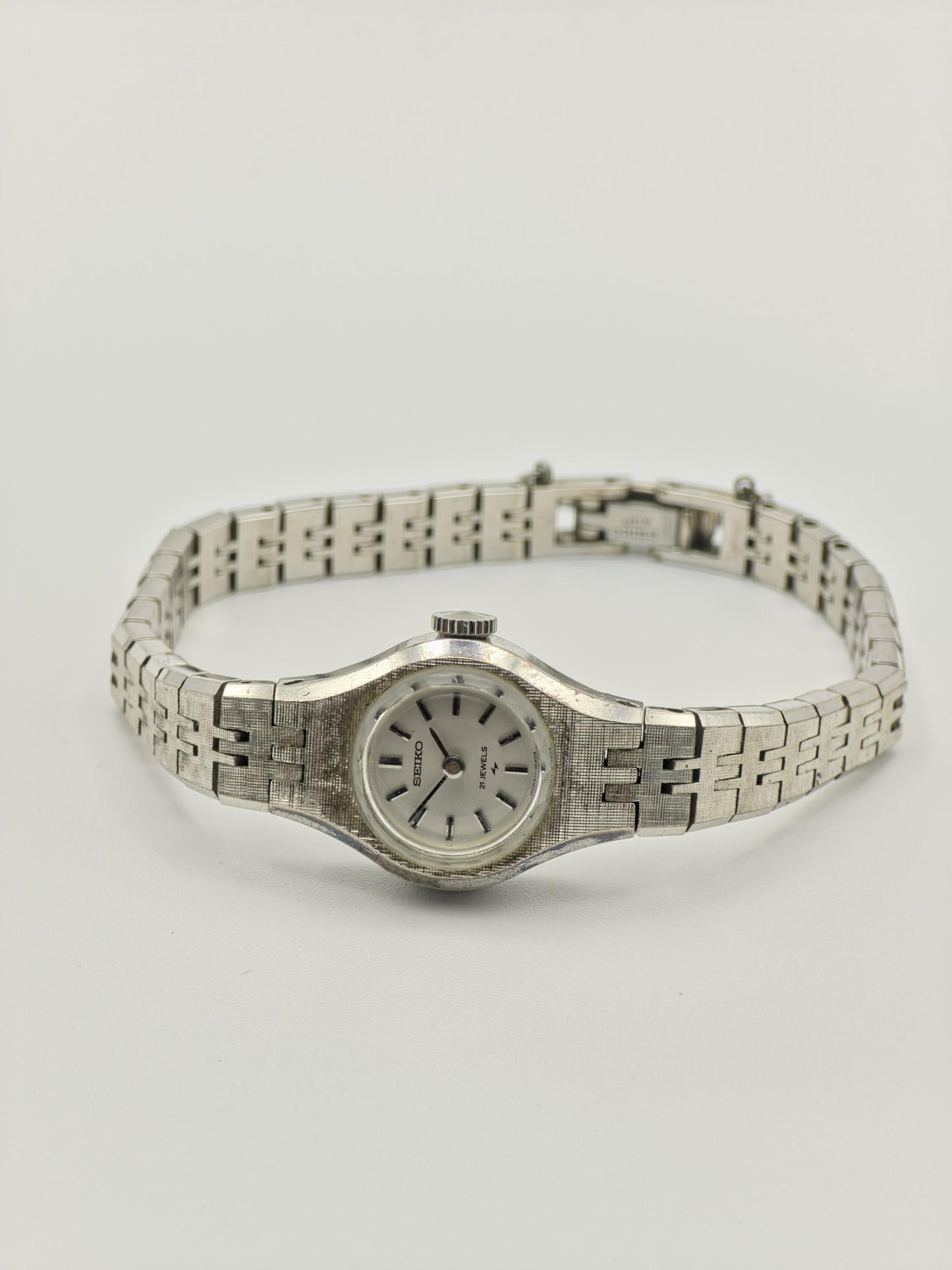 Vintage Seiko 21 Jewels Ladies Mechanical Watch | Stainless Steel Dress Bracelet | Classic Japan-Made Timepiece