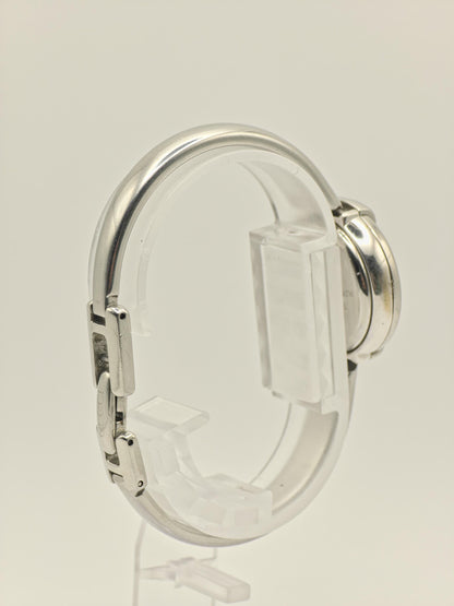 Vintage Gucci 1400L Ladies Bangle Watch | Swiss Made Silver-Tone Oval Case | Minimalist Luxury Design | Quartz Dress Timepiece