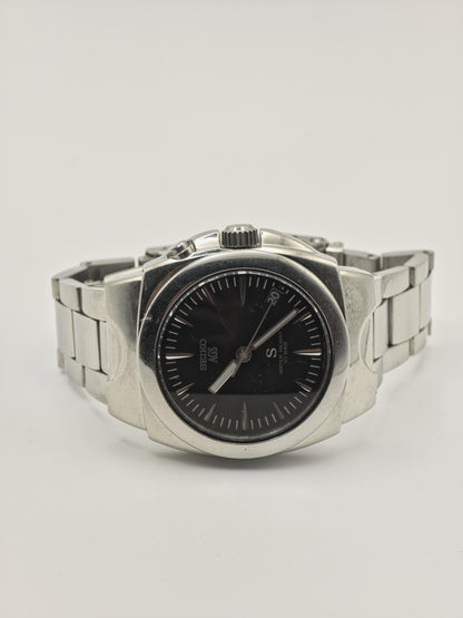Vintage Seiko AGS Kinetic Watch | Stainless Steel, Black Dial Men's Timepiece