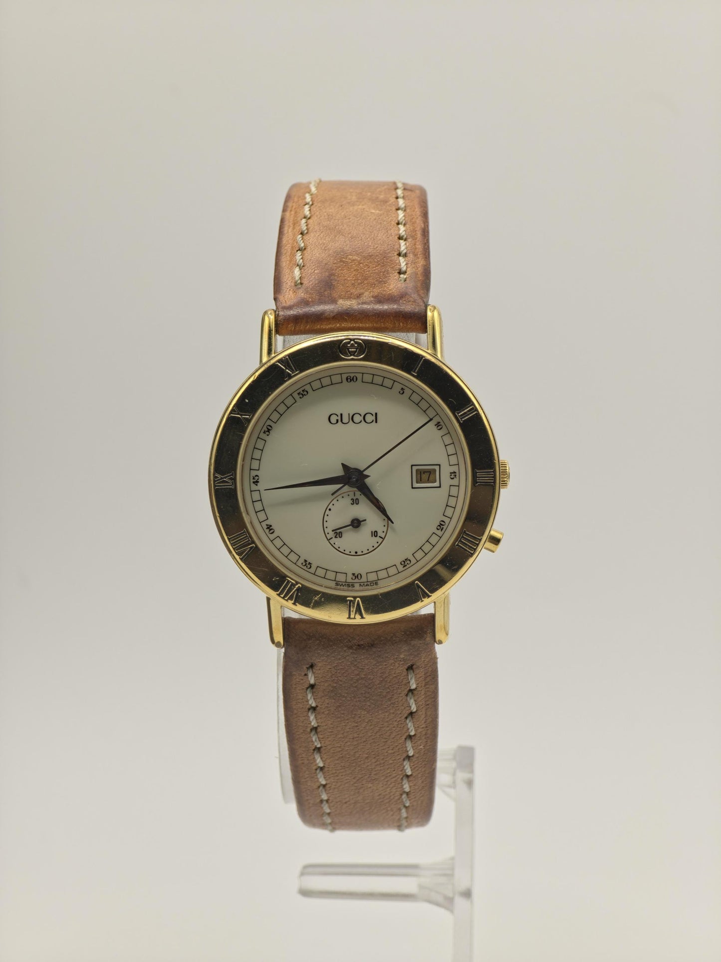 GUCCI 3800JR Quartz Men Watch – Gold-Tone Bezel, Small Seconds Subdial, Date Display – Swiss Made Vintage Dress Watch – With Original Box