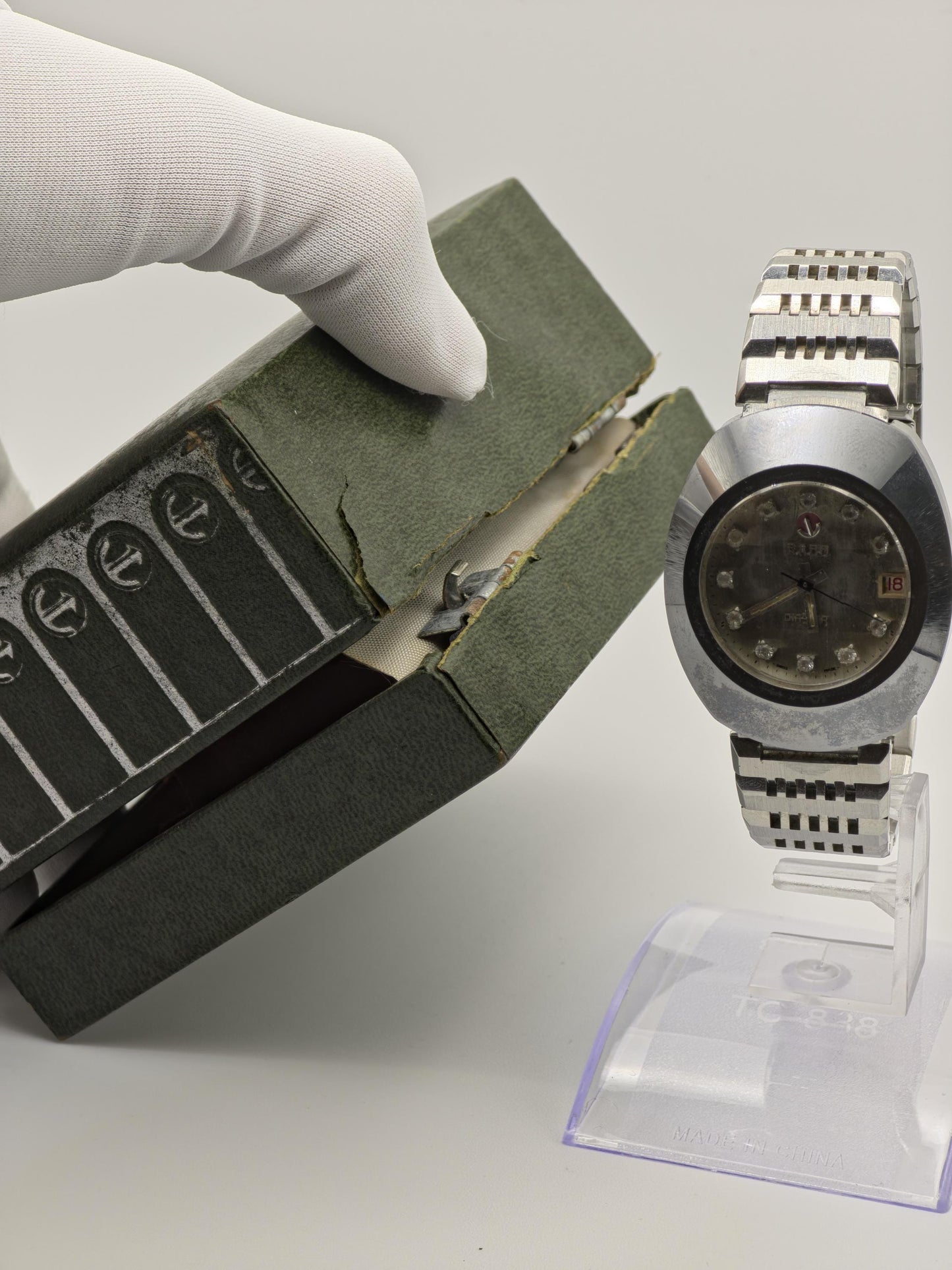 Vintage Rado Diastar Automatic Watch, Hardmetal Case, Swiss Made With Box