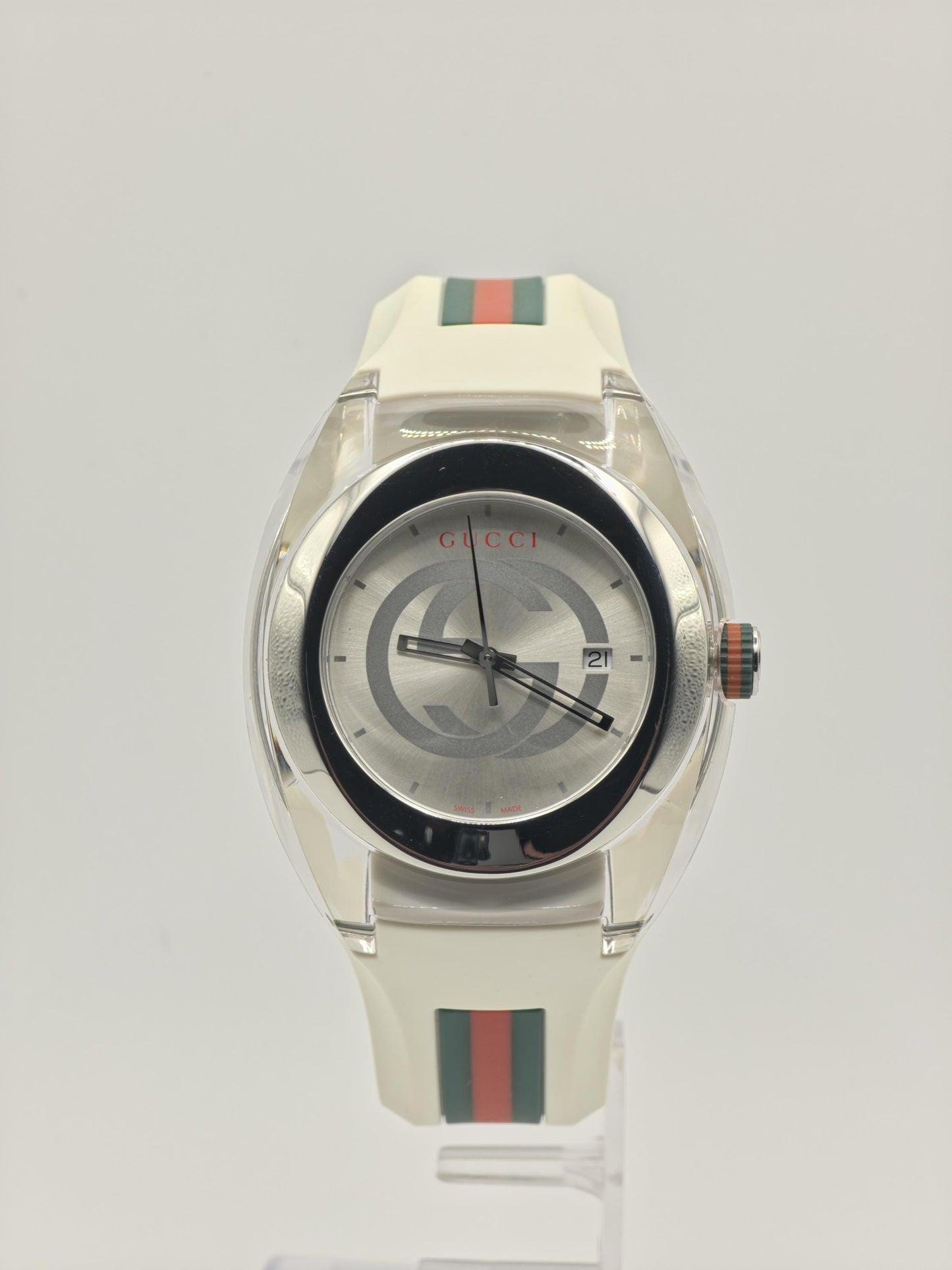 Gucci Sync White Mens Watch Swiss Quartz Silver Dial Rubber Strap Box Papers Modern Designer Sports Style