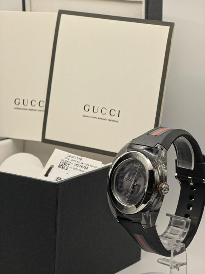 Gucci Sync Mens Black Sport Watch Ref 137.1 Swiss Made Date Rubber Strap Box Certified