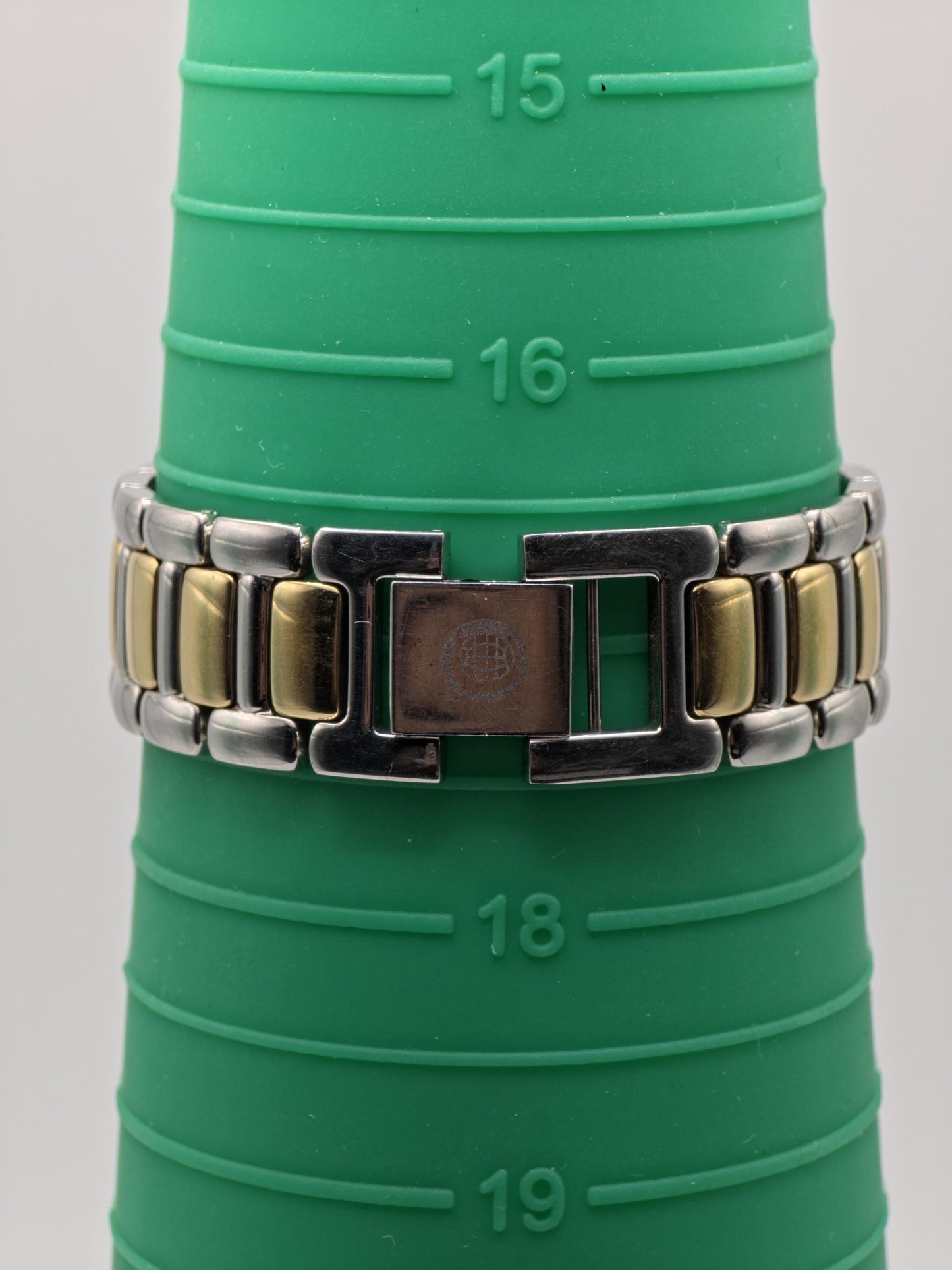 Vintage CYMA Quartz Watch | Blue Mother of Pearl Dial, Swiss Made