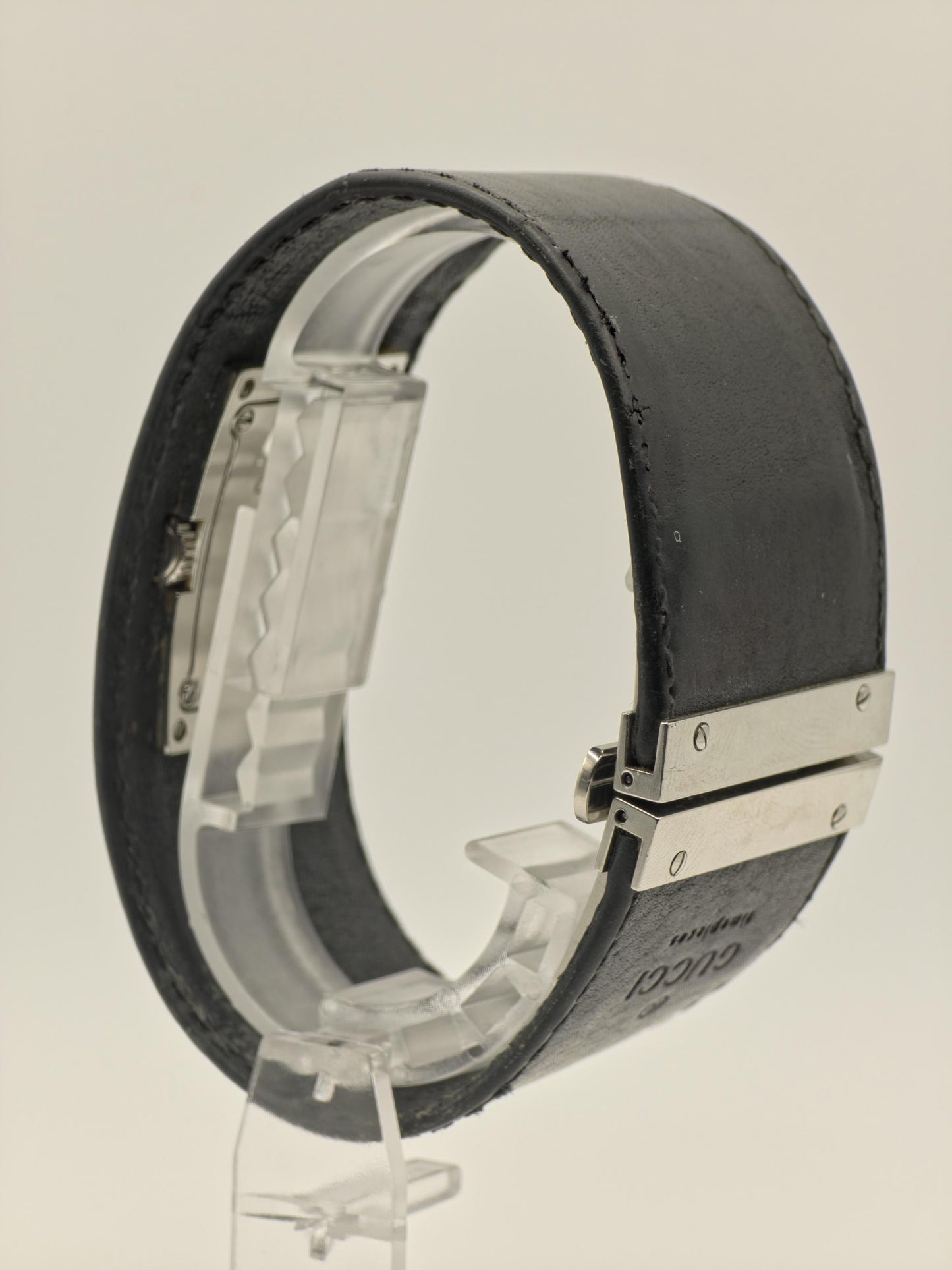Gucci 7800L Unisex Watch – Black Leather Cuff Strap – Rectangular Stainless Steel Case – Swiss Made Quartz
