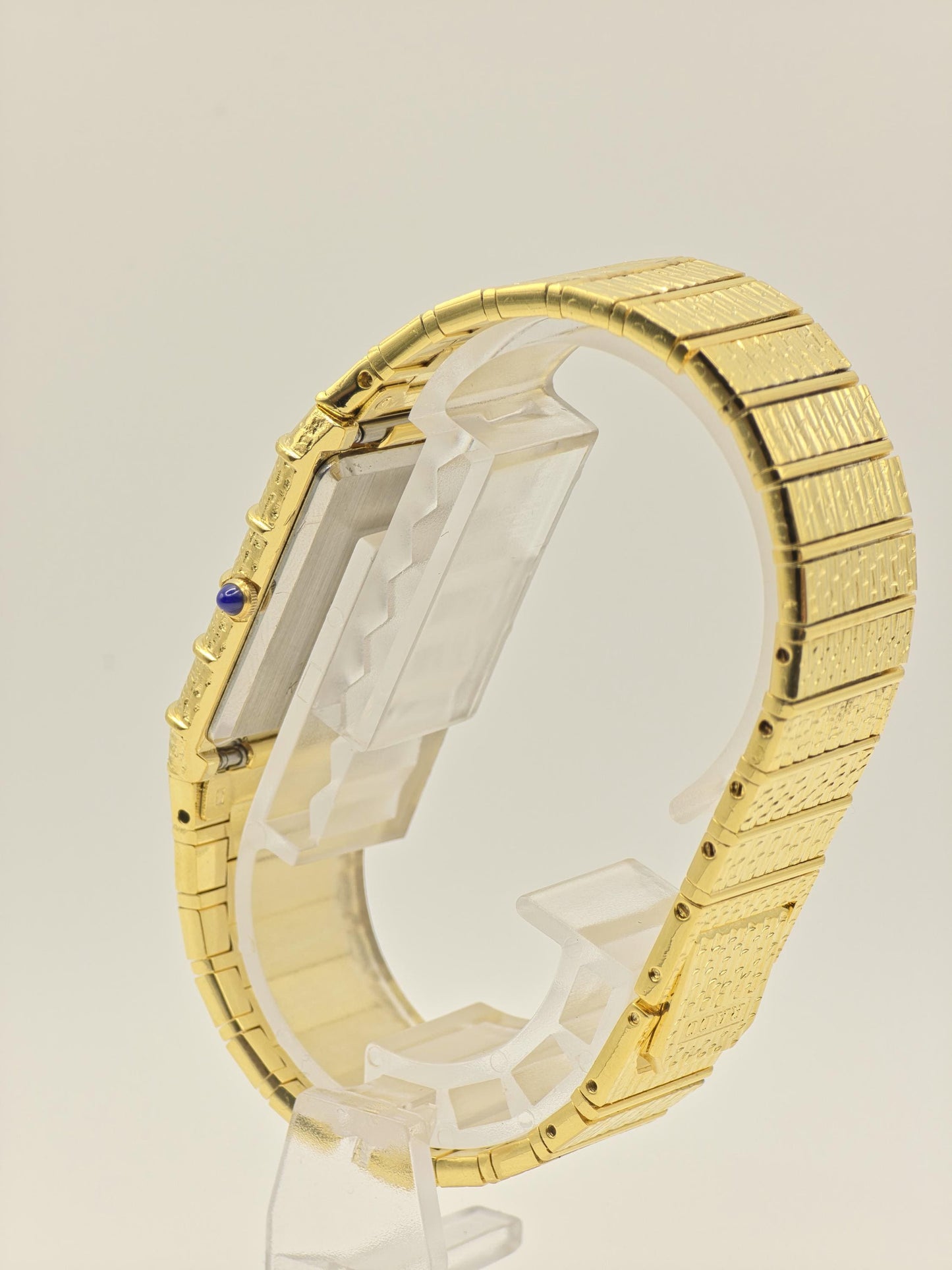 Vintage Rado Gold-Tone Quartz Watch – Textured Bracelet, Swiss Made
