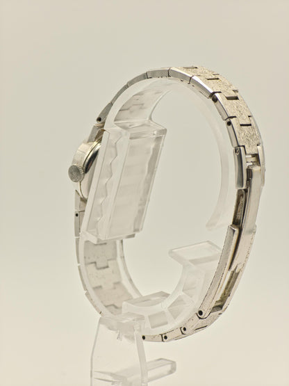 Yema Paris 746313 Ladies Vintage Silver-Tone Watch – Textured Bracelet – Classic French Design
