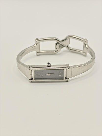 Gucci 1500L Ladies Swiss-Made Watch – Silver Bangle Bracelet – Black Rectangular Dial – Vintage Luxury
