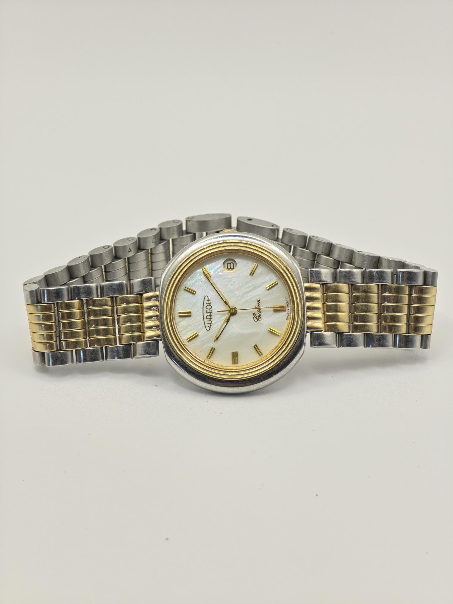 Aureole Vintage Unisex Watch – Gold & Silver Two-Tone – Swiss Quartz – Date Window – Classic Oval Design