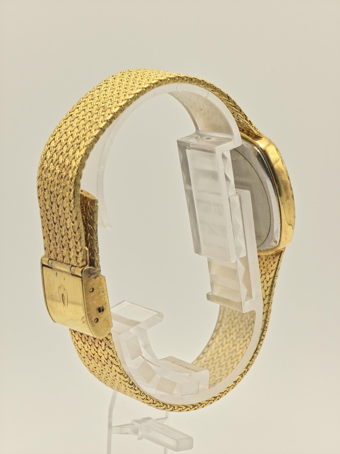 Vintage Bulova Couple Watch Set | Gold-Tone Diamond-Style Dial, Swiss Quartz