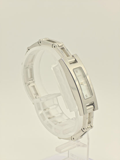 Gucci 3900L Silver Ladies Watch Mother of Pearl Dial Diamond Markers Swiss Made Box Papers Extra Links