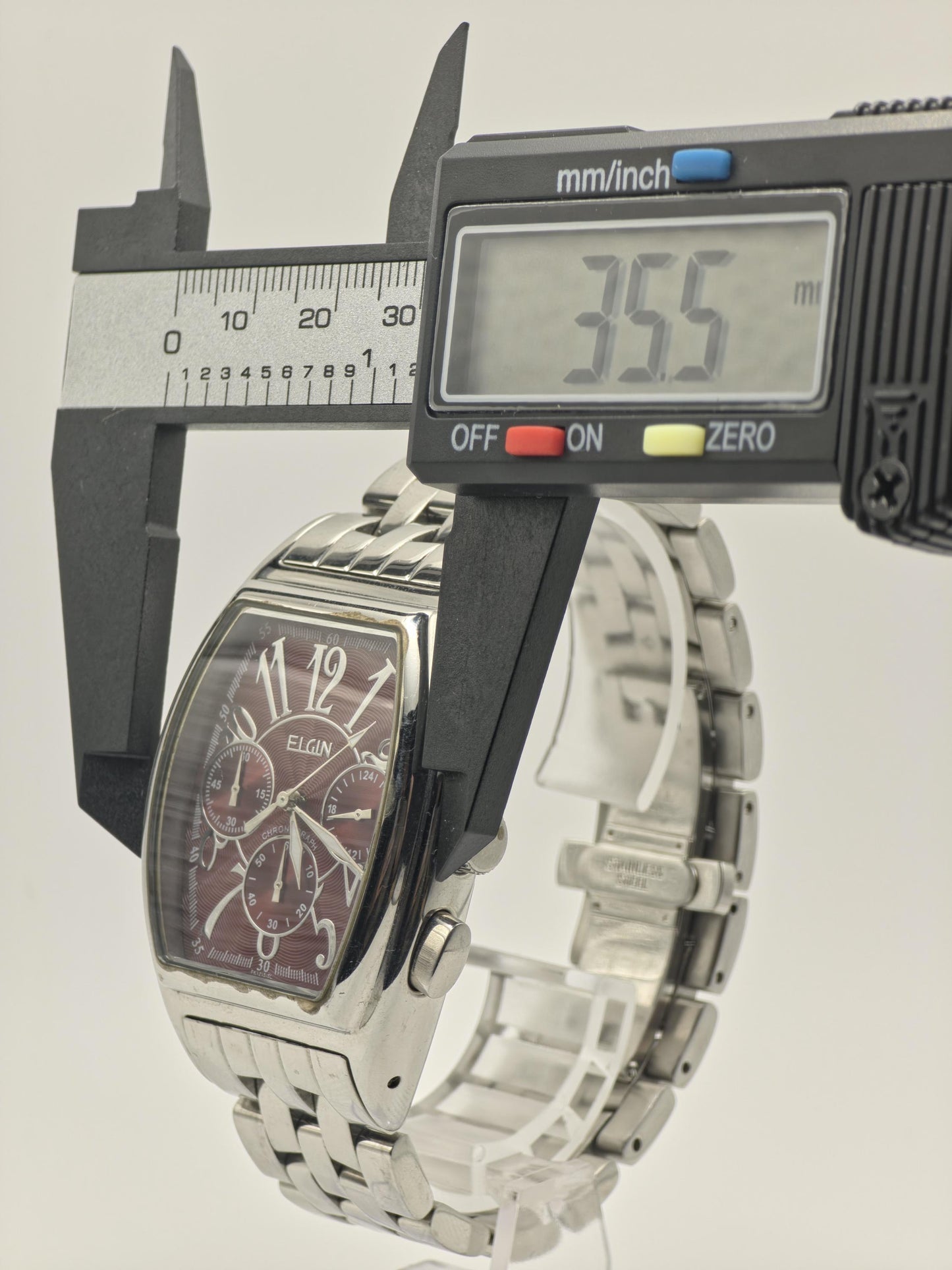 Elgin FK1215SL Chronograph Watch: Stainless Steel, Red Dial, Vintage Style