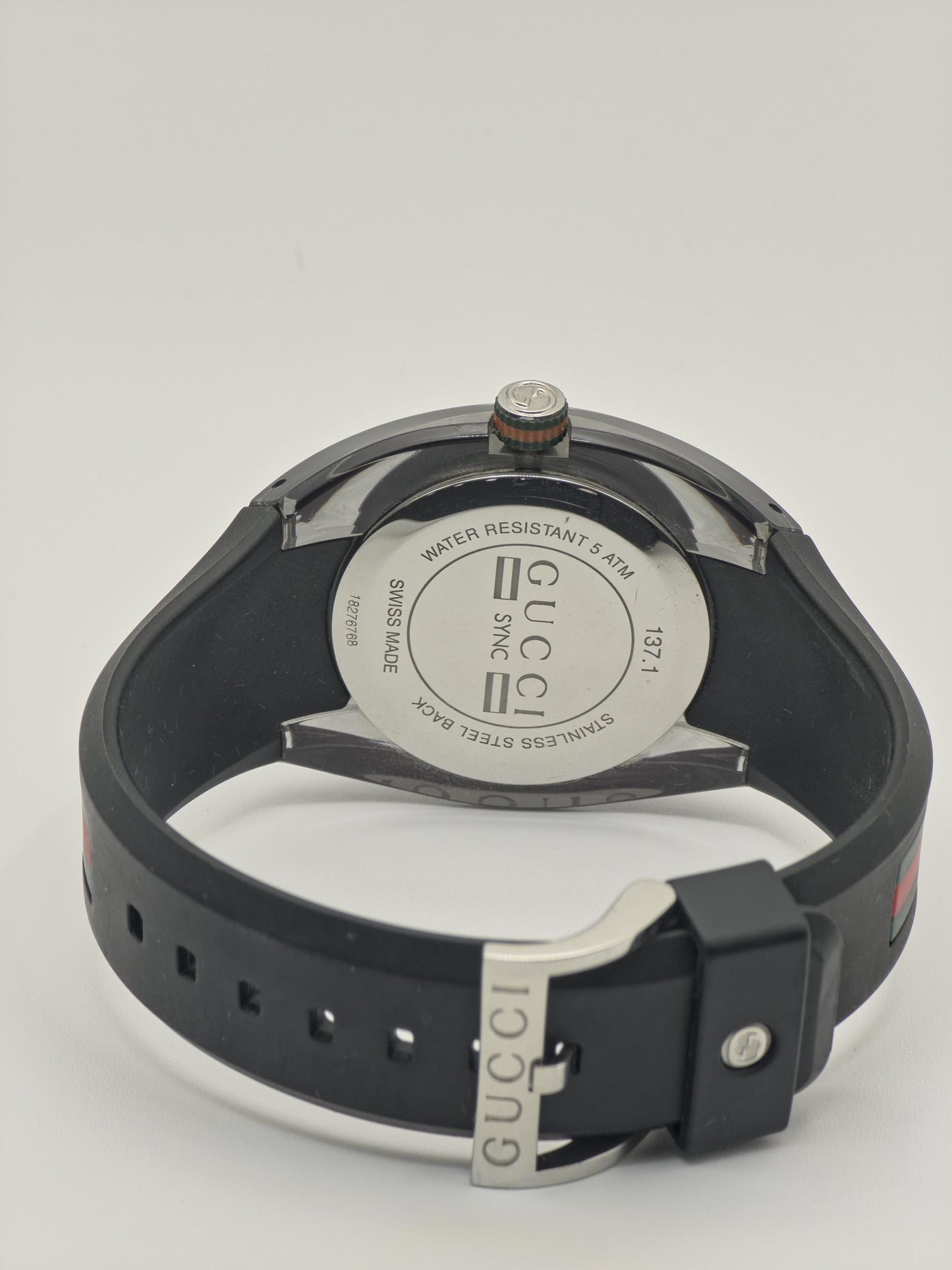 Gucci Sync Mens Black Sport Watch Ref 137.1 Swiss Made Date Rubber Strap Box Certified