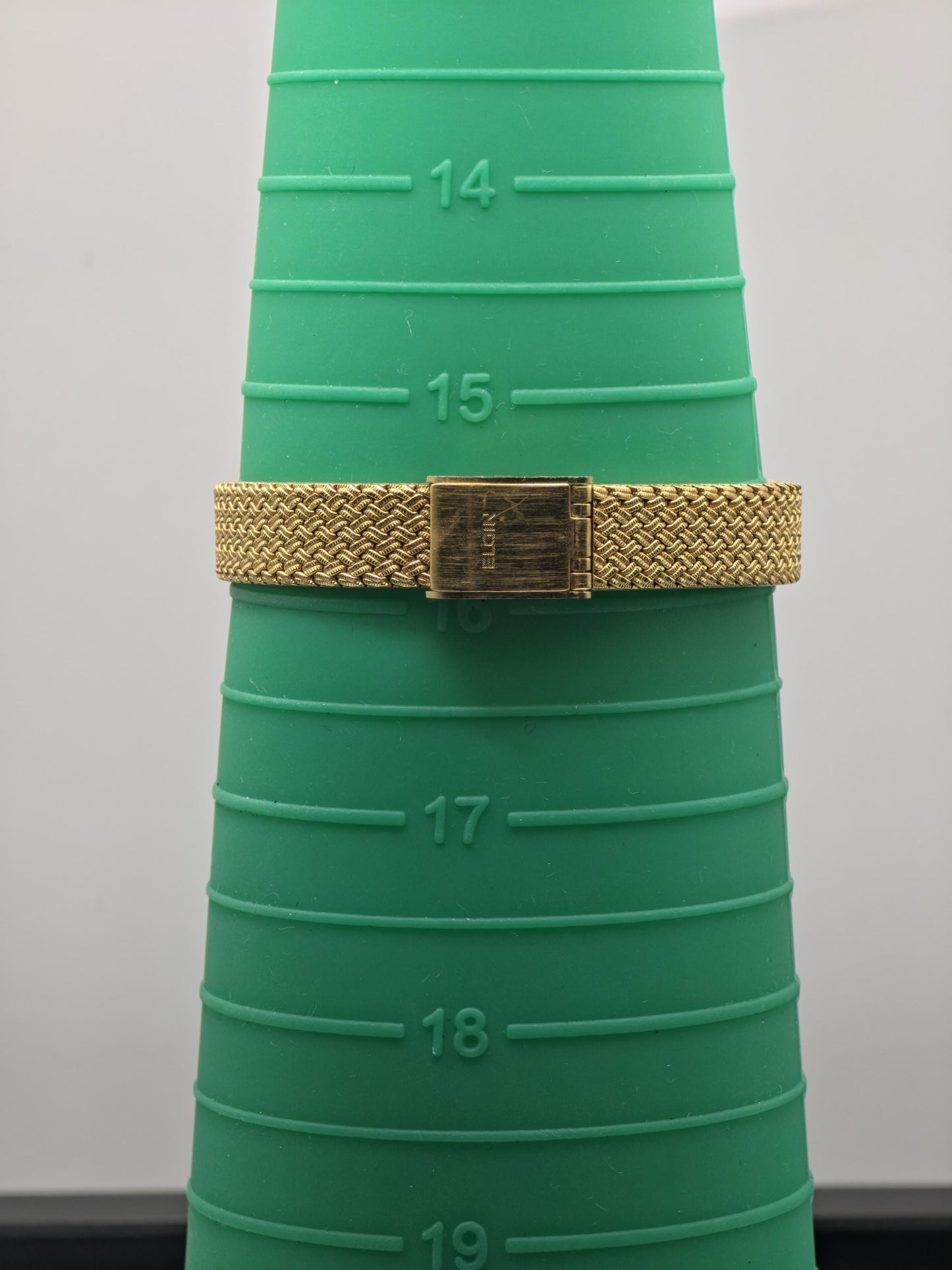 Elgin FK279 Ladies Gold Dress Watch Quartz Mesh Bracelet Diamond Markers Vintage Style Box Guarantee