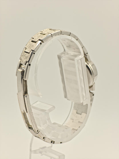 Yema Paris 746313 Ladies Vintage Silver-Tone Watch – Textured Bracelet – Classic French Design