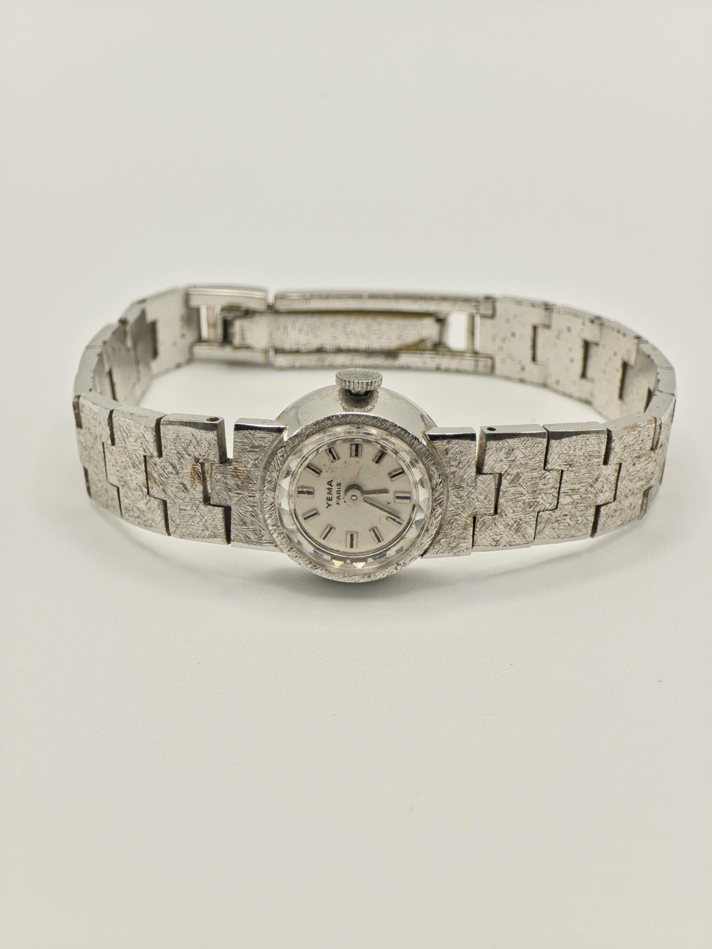 Yema Paris 746313 Ladies Vintage Silver-Tone Watch – Textured Bracelet – Classic French Design