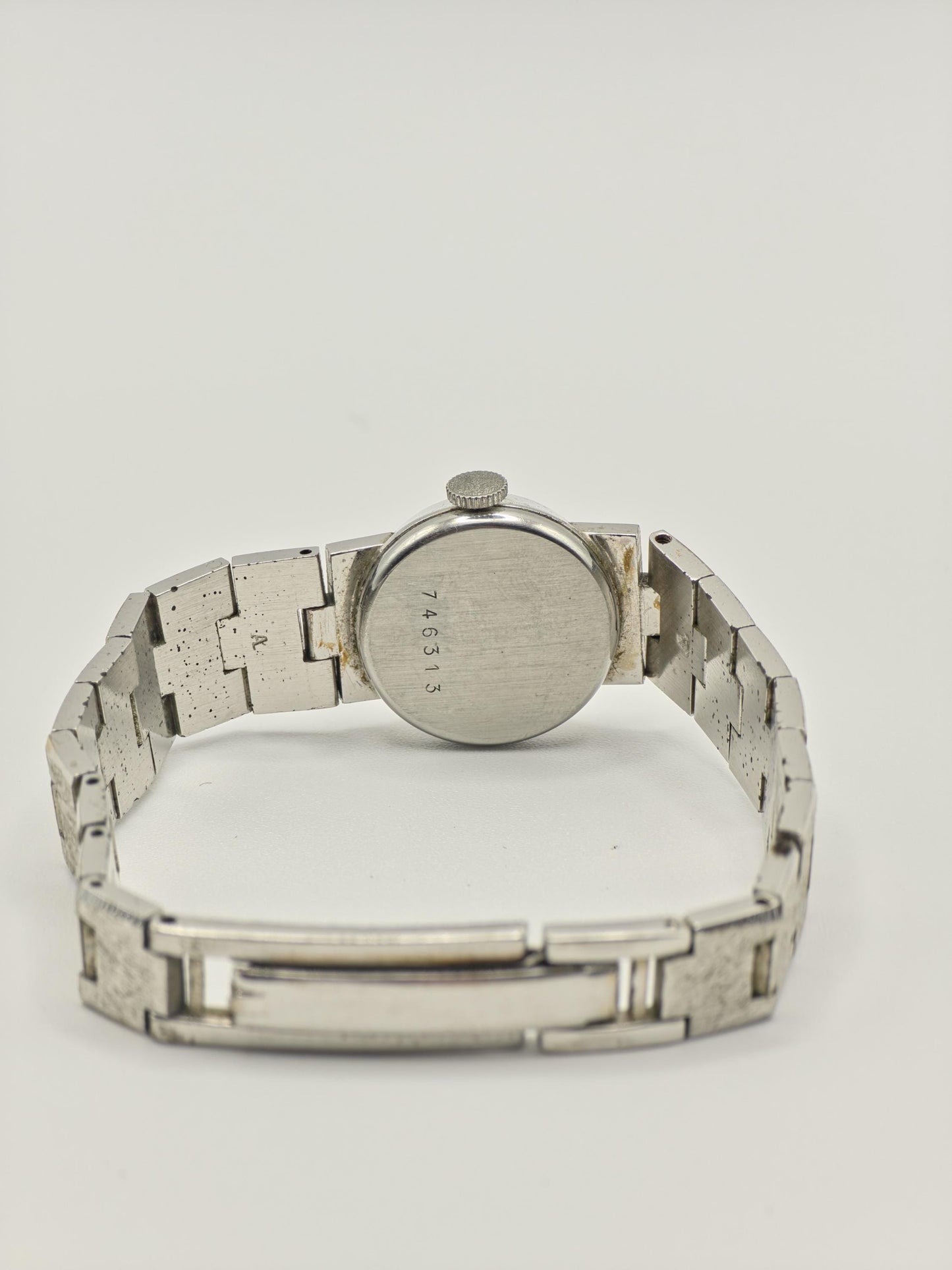 Yema Paris 746313 Ladies Vintage Silver-Tone Watch – Textured Bracelet – Classic French Design