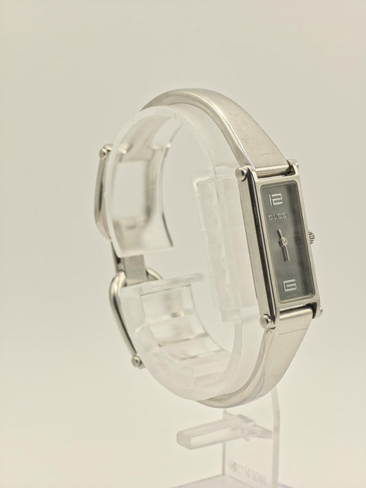 Gucci 1500L Ladies Swiss-Made Watch – Silver Bangle Bracelet – Black Rectangular Dial – Vintage Luxury