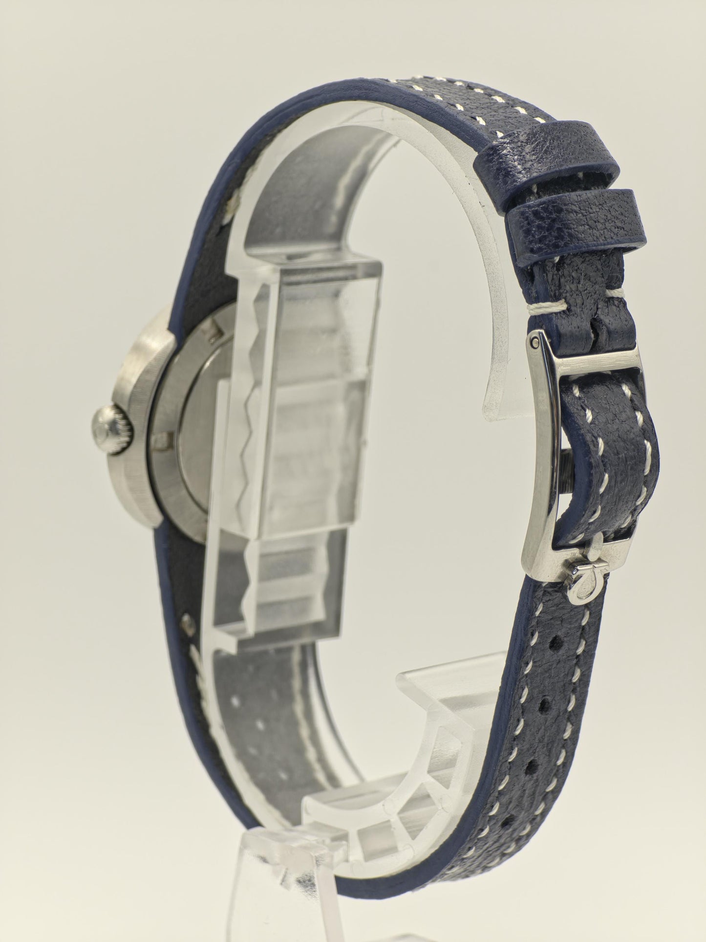 Omega Genève Dynamic Automatic Watch – 1970s Blue Bullseye Dial