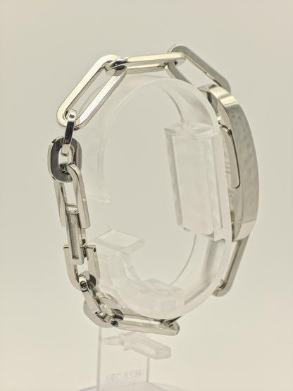 Gucci 6100L – Vintage Swiss Ladies’ Watch – Chain Bracelet – Black Dial – Stainless Steel