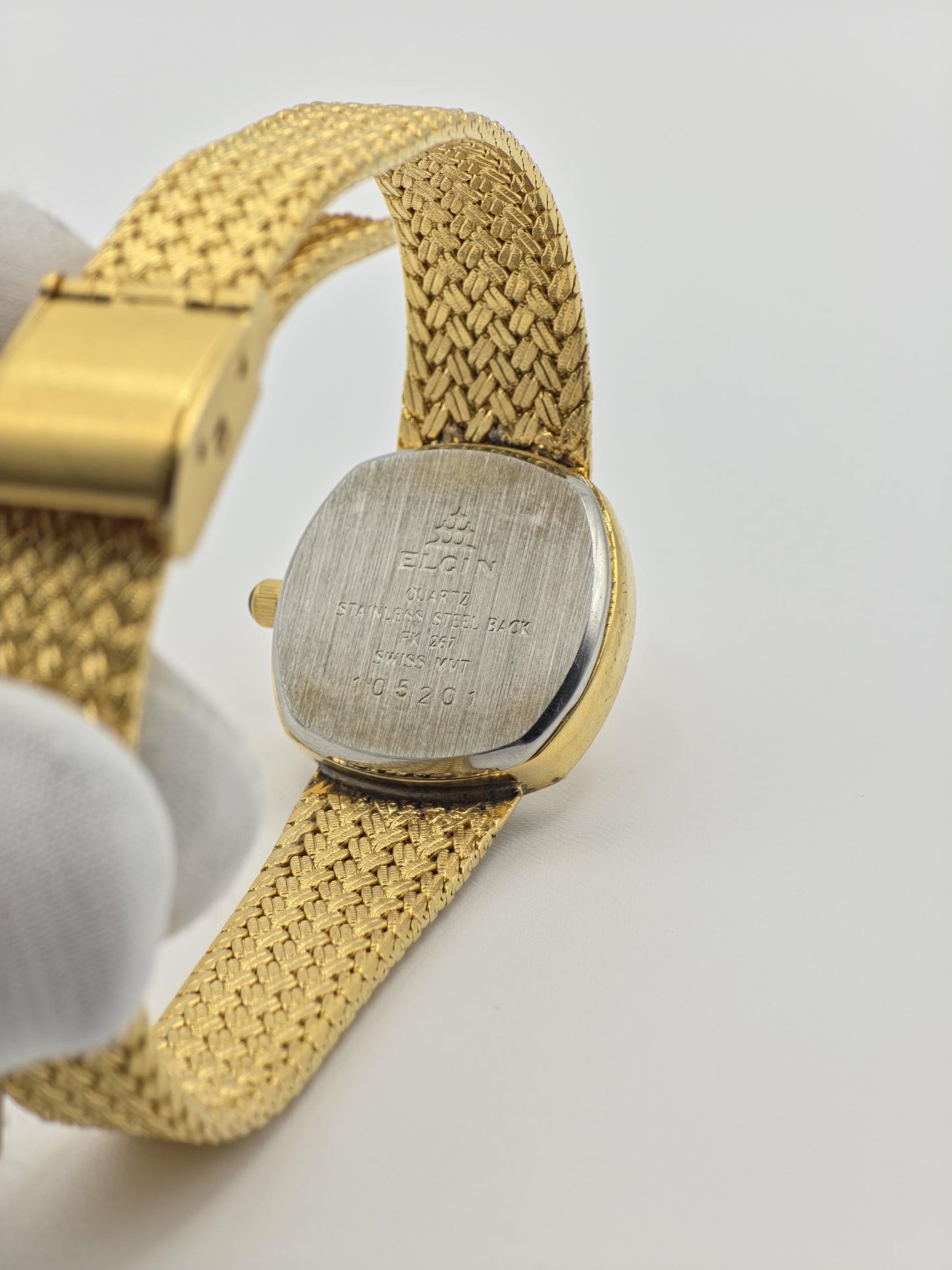Elgin FK267 – Vintage Swiss Ladies’ Watch – Gold-Tone Weave Bracelet – Diamond-Style Indices – Quartz