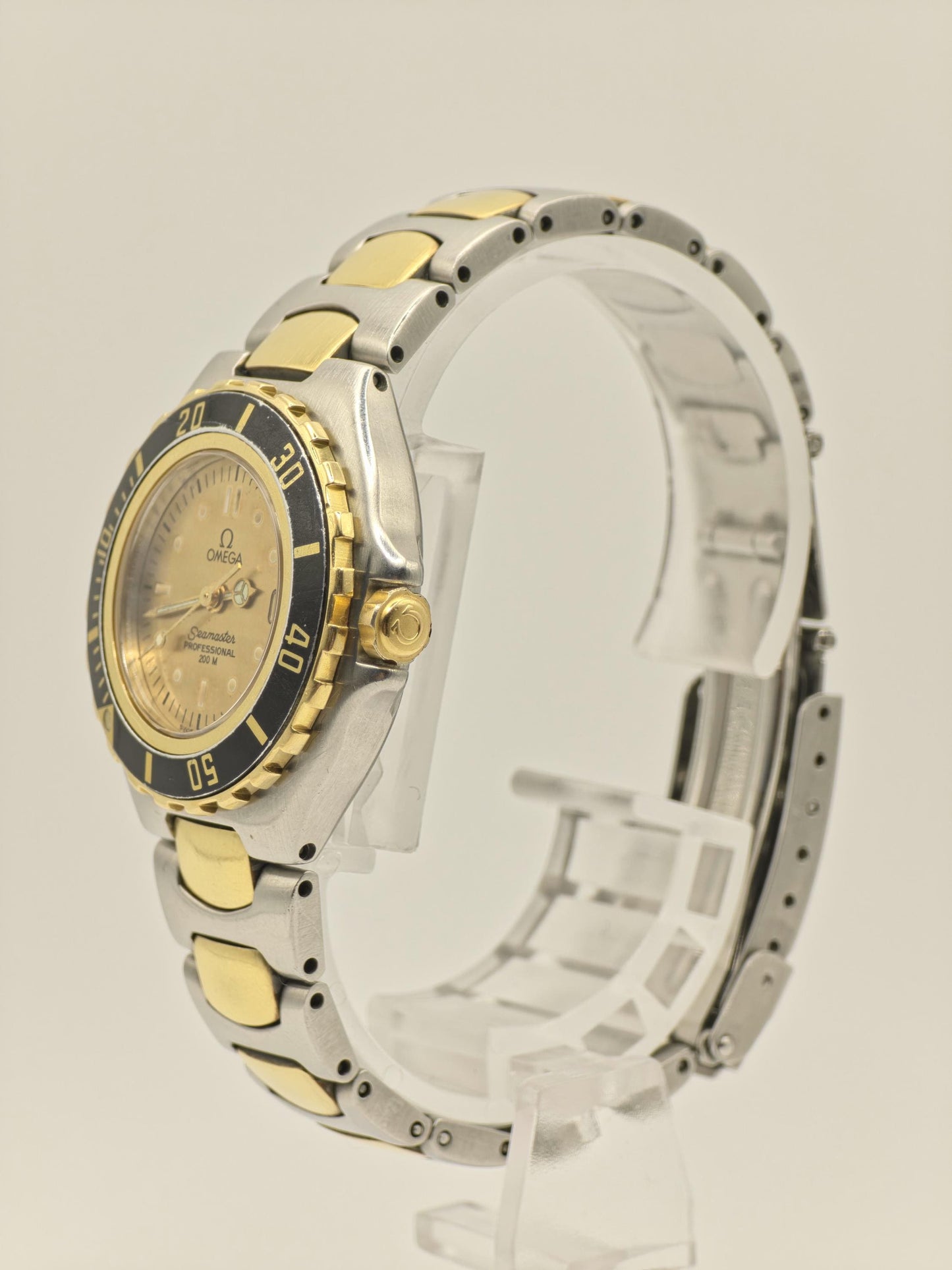 Vintage Omega Seamaster Two Tone Quartz Watch Date Swiss Made Women Diver Style - 14