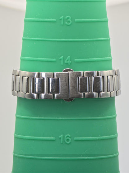 Gucci 8900L Quartz Women’s Watch Stainless Steel Date Box Warranty Extra Link | - 63