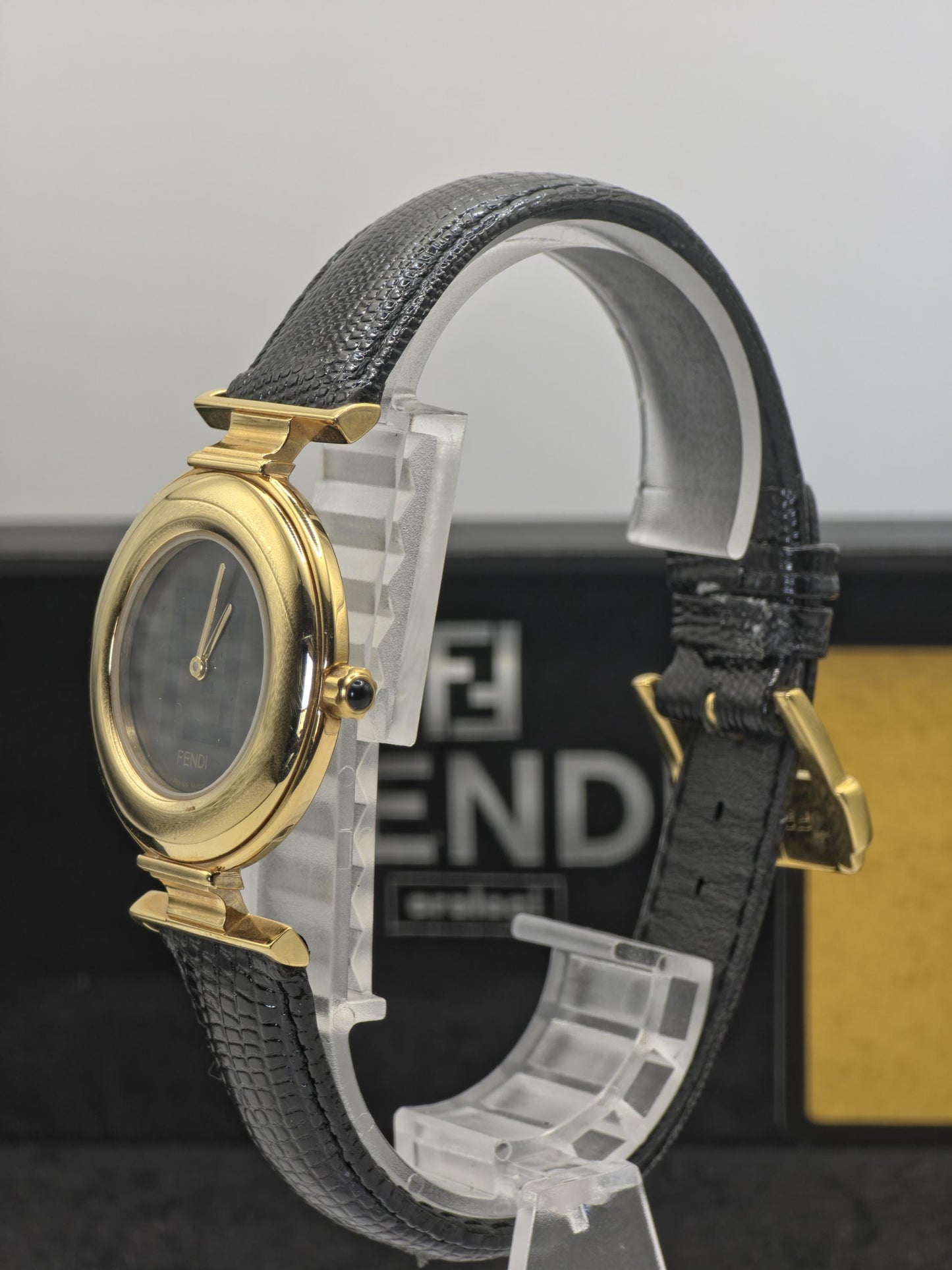Fendi 320G Quartz Wristwatch Black Dial Gold Tone Case Leather Strap Box Guarantee | - 64