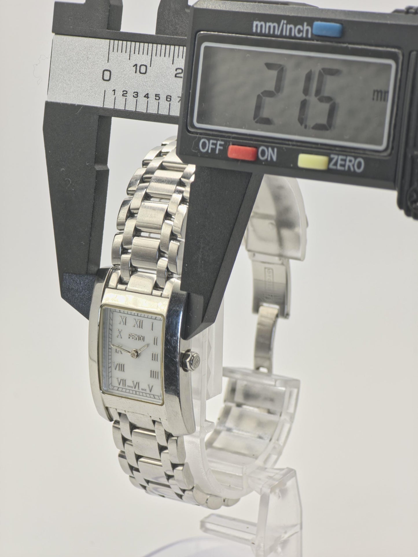 Fendi 155-7000L-889 Quartz Women’s Watch Sapphire Crystal Steel Bracelet Box Card | - 66