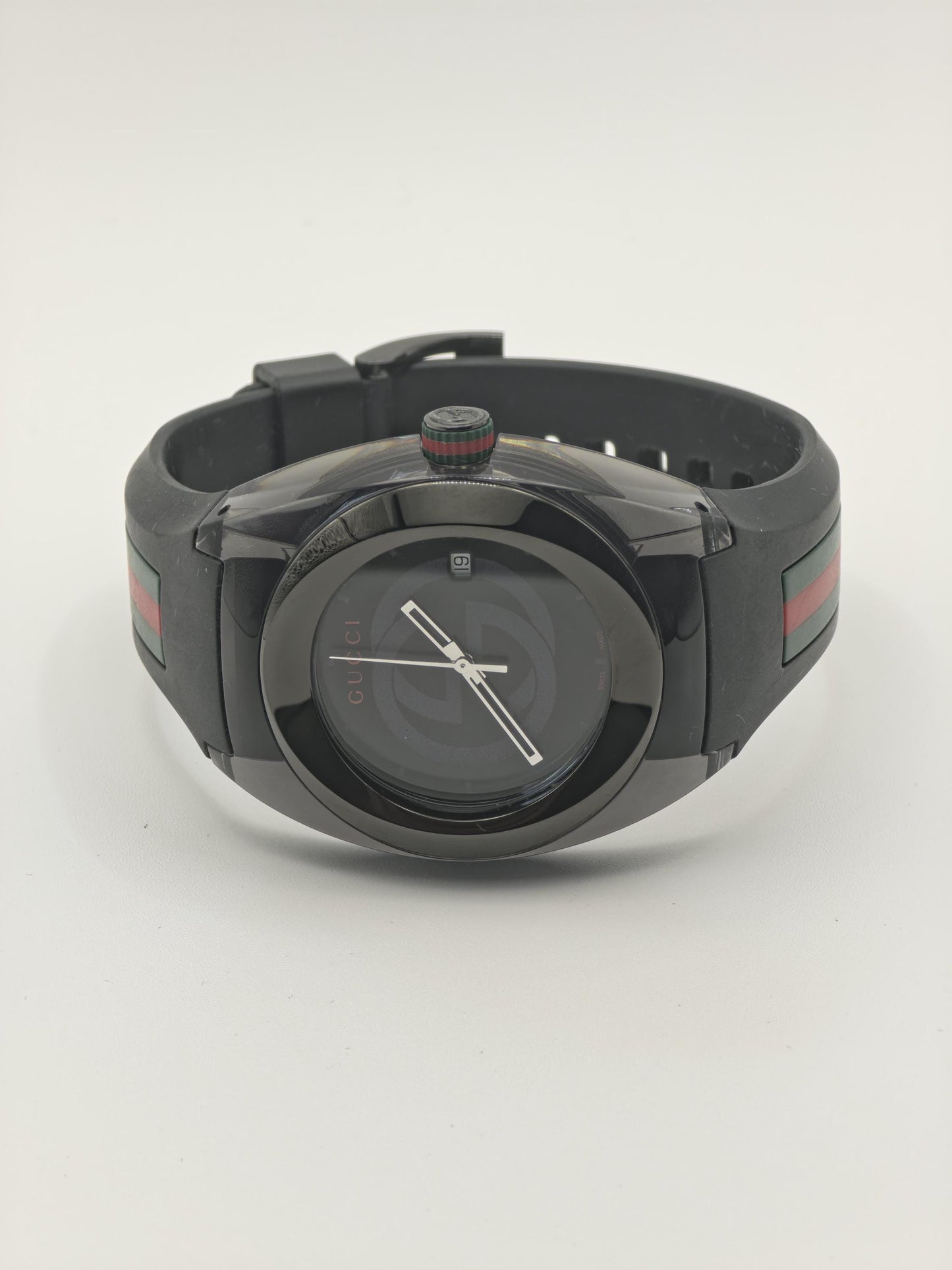 Gucci Sync 137.1 Quartz Wristwatch Black Dial Rubber Strap 5ATM Swiss Made | - 68