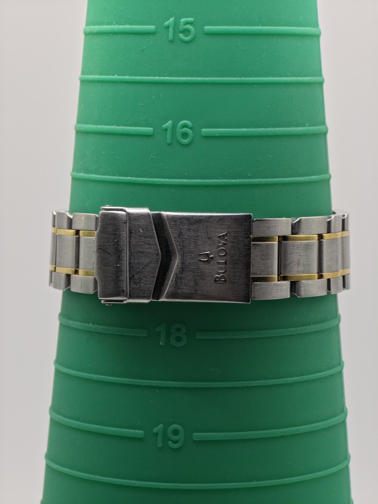 Bulova Automatic 25 Jewels Two-Tone Stainless Steel Men’s Watch Ref. 543000 Swiss Made | - 88