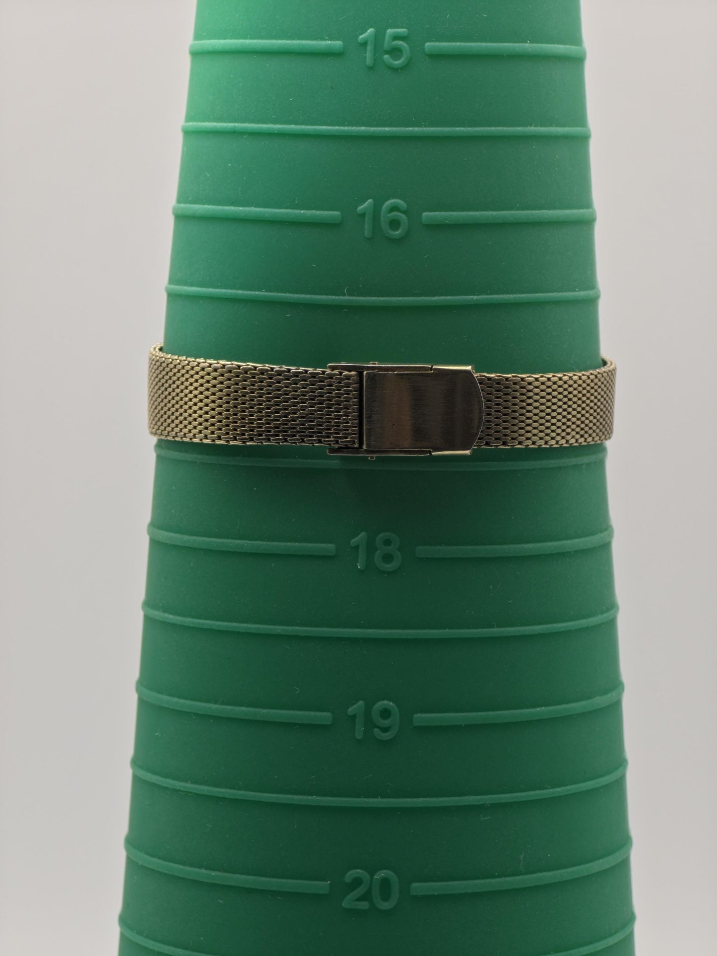 Rado Jade Vintage Gold Tone Women Watch | Swiss Made | Quartz | Mesh Bracelet | Ref. 5527 | - 21