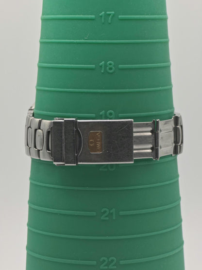 Omega Seamaster Professional 200M Vintage Quartz Watch | Swiss Made | Mens Diver | Two Tone | Date - 19