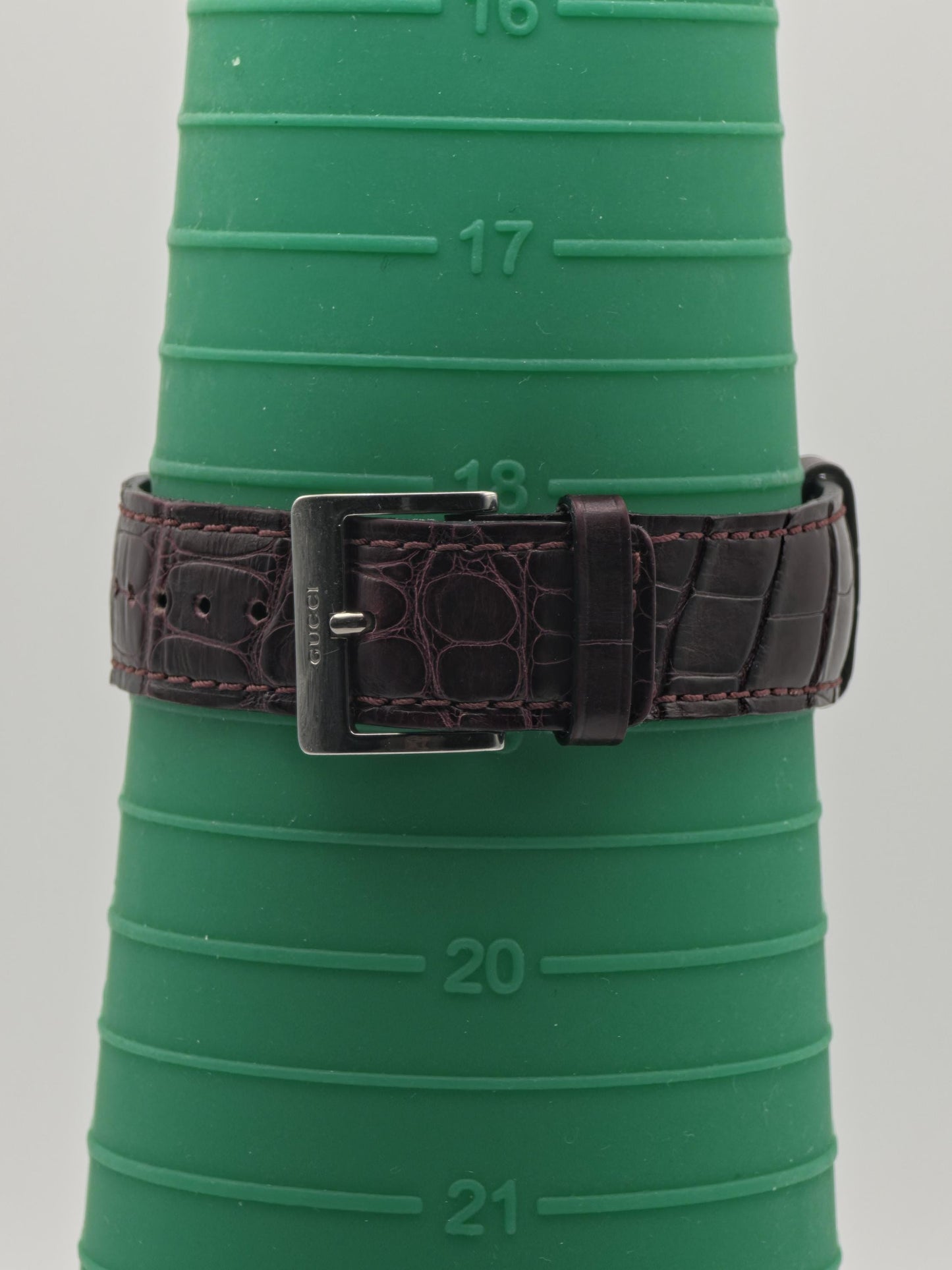 Gucci Unisex Swiss Quartz Watch Silver Dial Brown Leather Strap Ref. 101J 10021444 | - 96