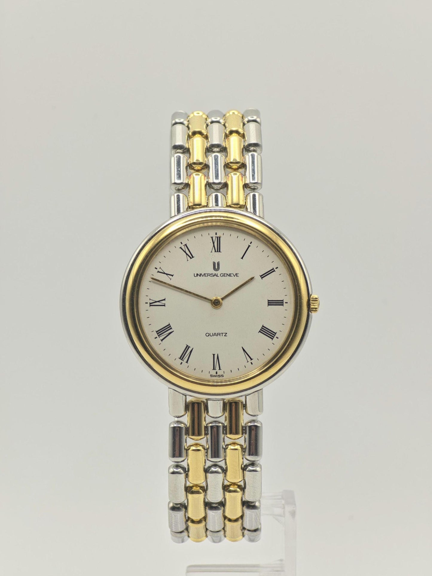 Universal Genève Quartz mens Watch Two-Tone Bracelet Roman Dial Ref. 633.019 | - 98
