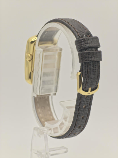 Fendi Women Quartz Watch Gold Tone Case Leather Strap Swiss Made | - 105